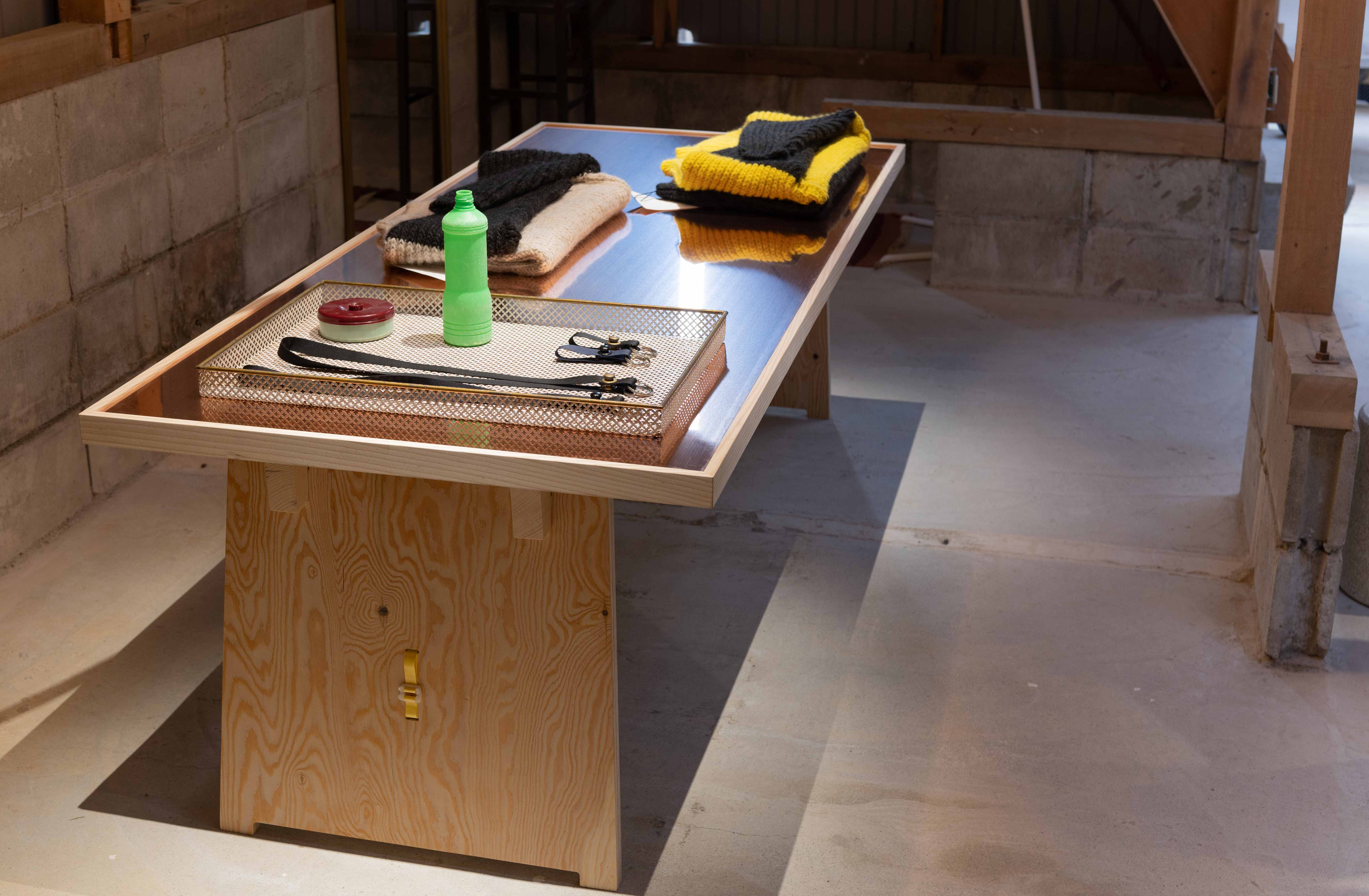 kei　904045 アカシア木目横 kei 904045 アカシア木目横 アカシア 無垢フローリング(N・自然